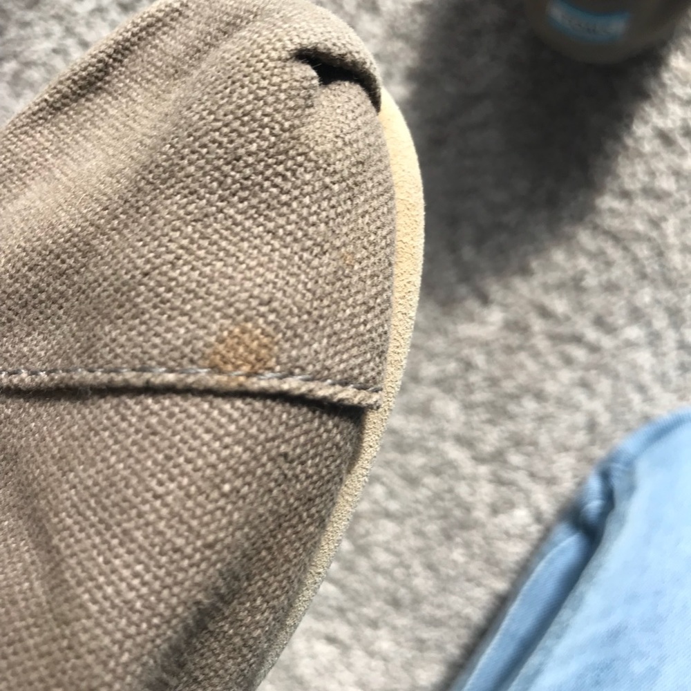 Grey Toms - Picture 2 of 2